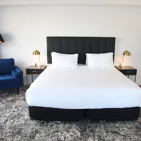 The Benson Hotel-2